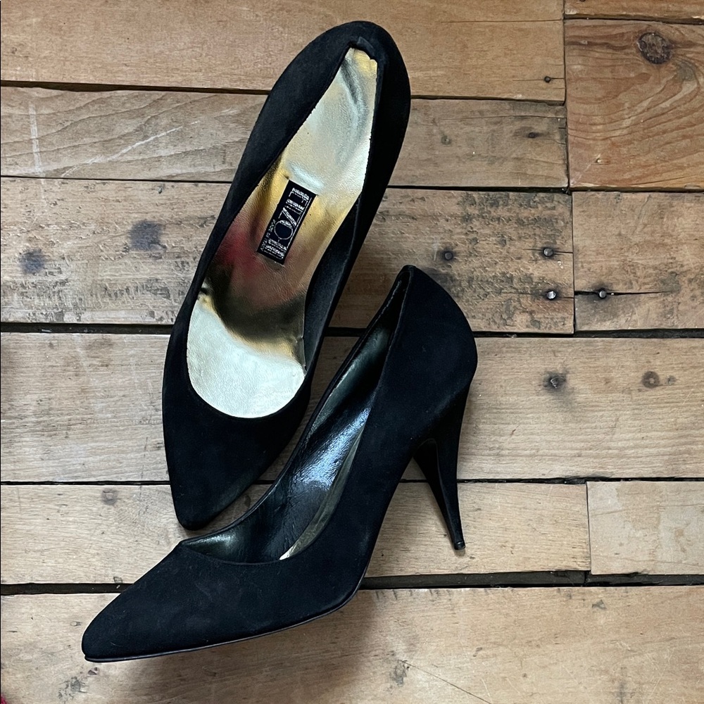 Enzo Angiolini Black Suede Pointed Toe Stiletto Pumps